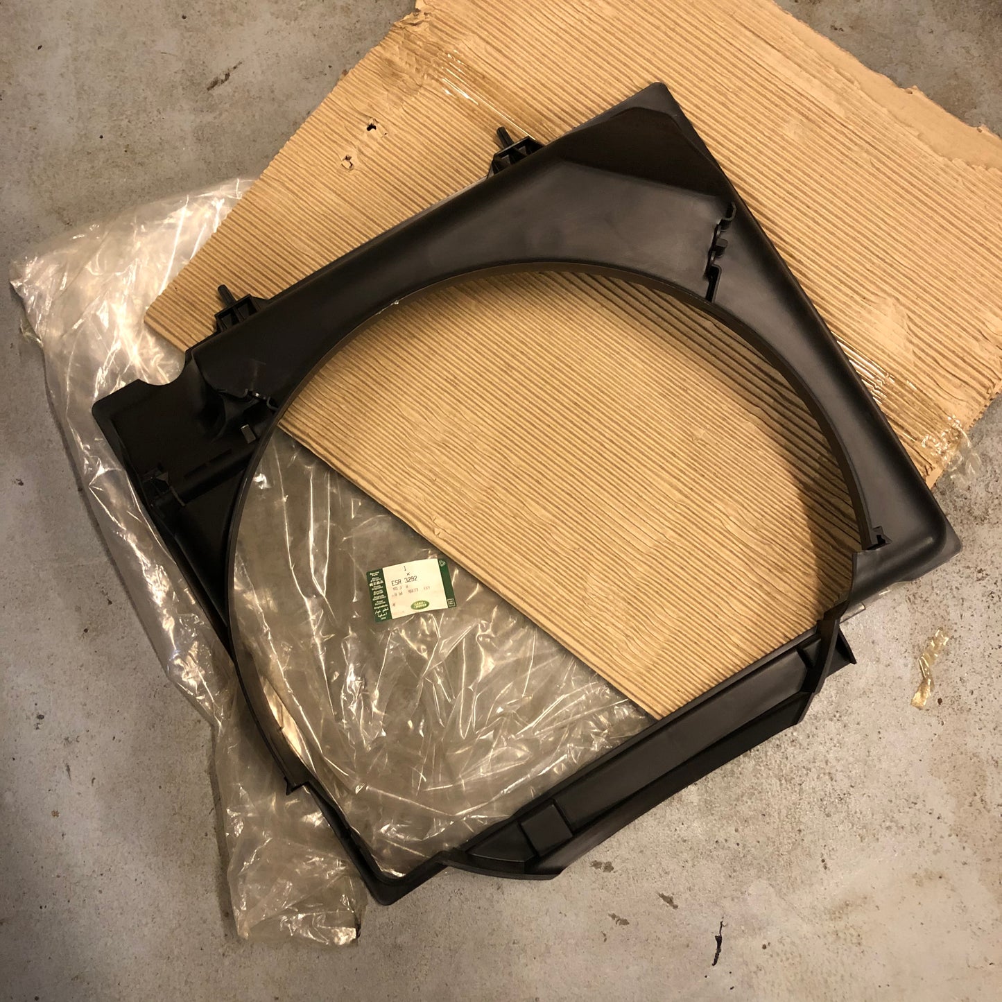 FAN COWL V8
