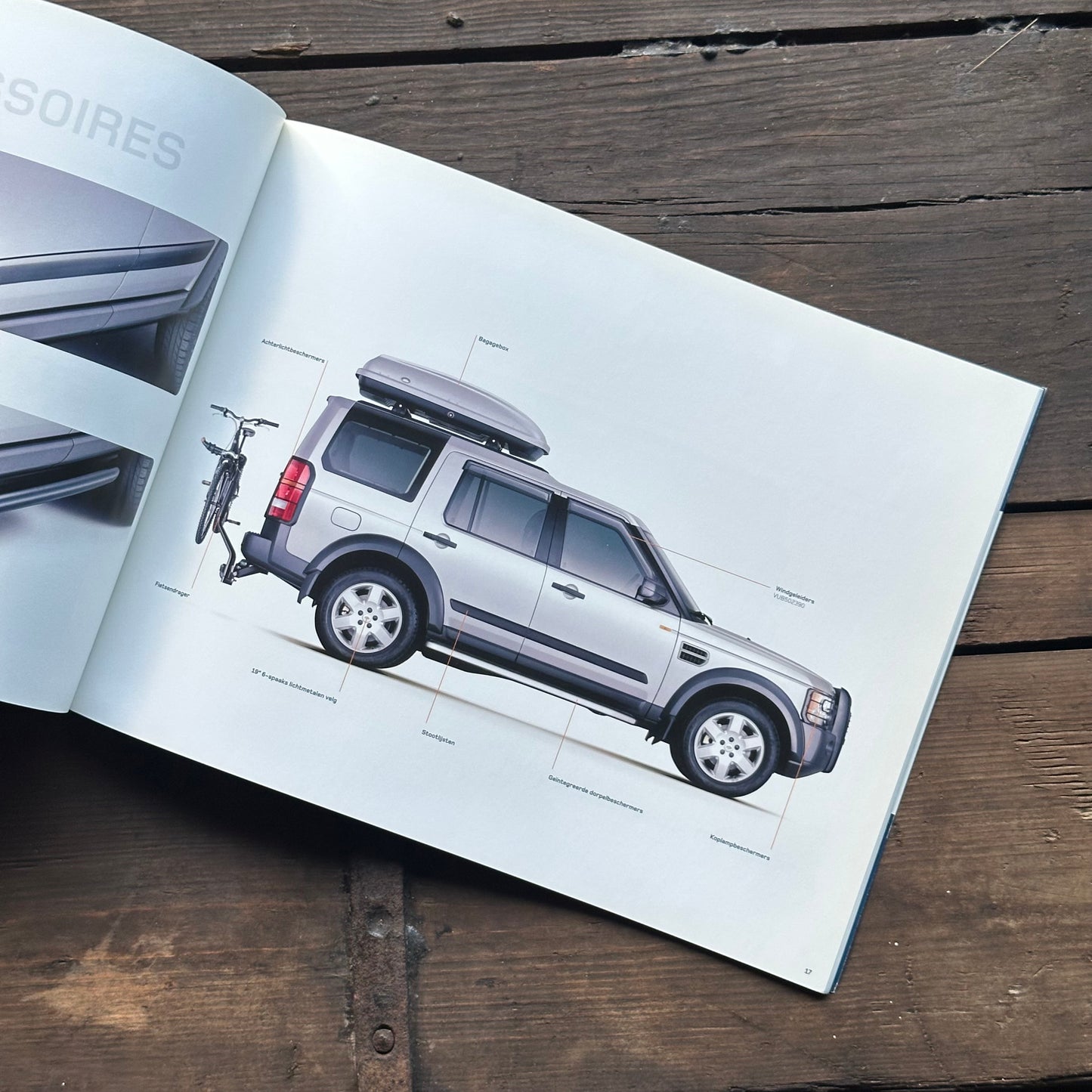 LAND ROVER DISCOVERY 3 ACCESSOIRES BROCHURE - DUTCH