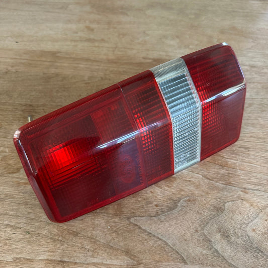 RH REAR LAMP