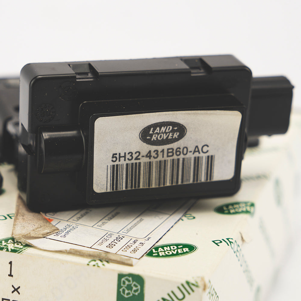 TAILGATE LATCH UPPER