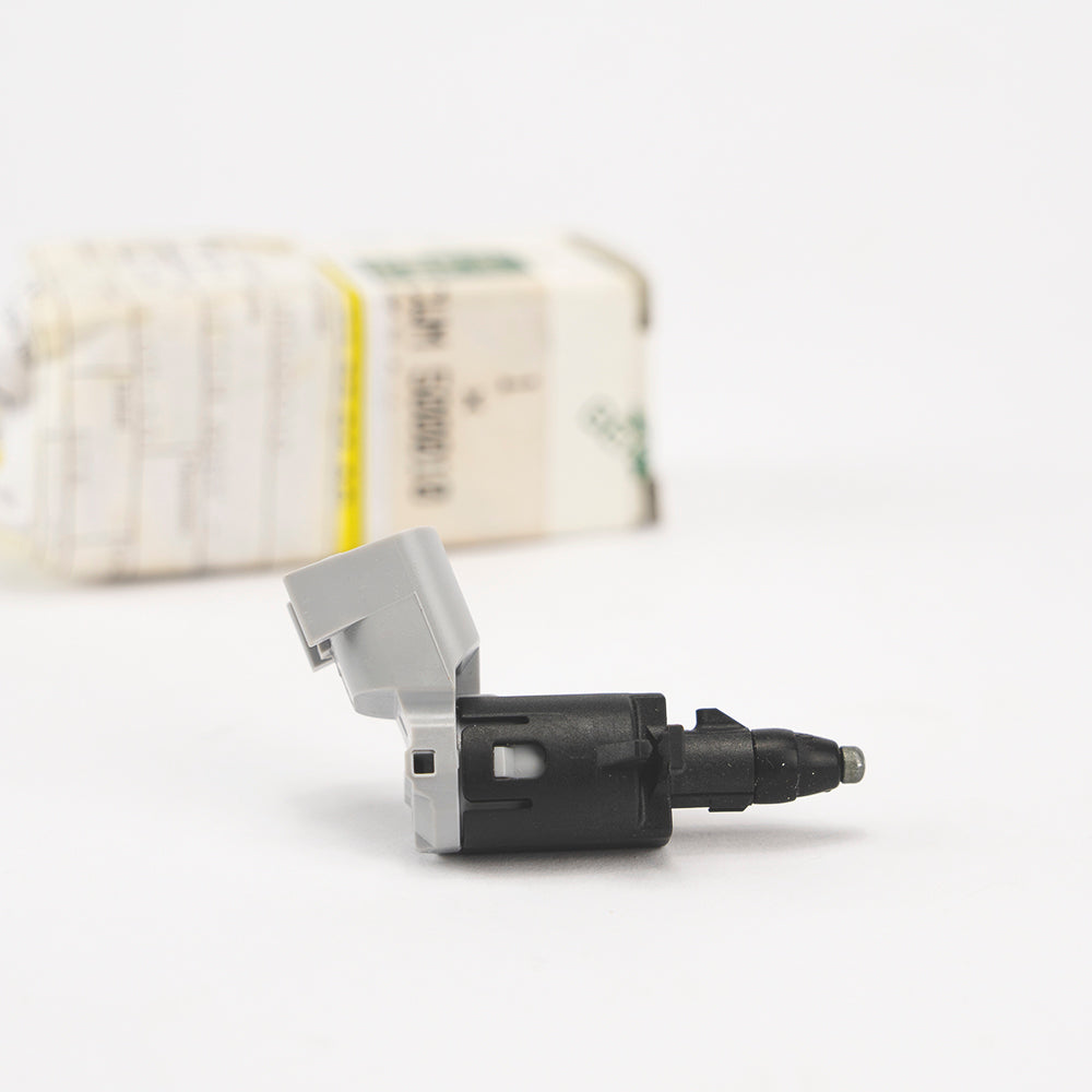 TAILGATE LATCH SWITCH UPPER