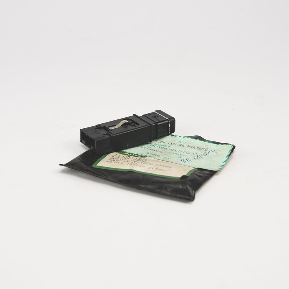 AIR CON RECIRCULATING SWITCH