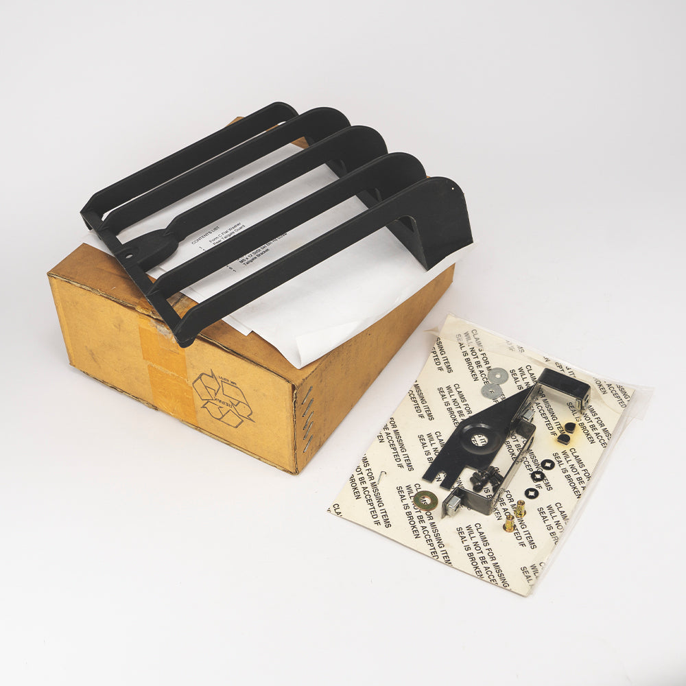 RH REAR INNER LAMP GUARD