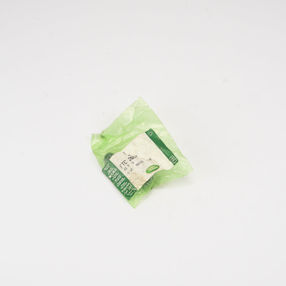 FRONT HUB WHEEL STUD