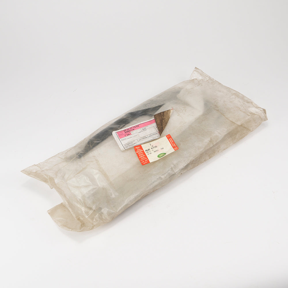 RH FOG LIGHT SURROUND