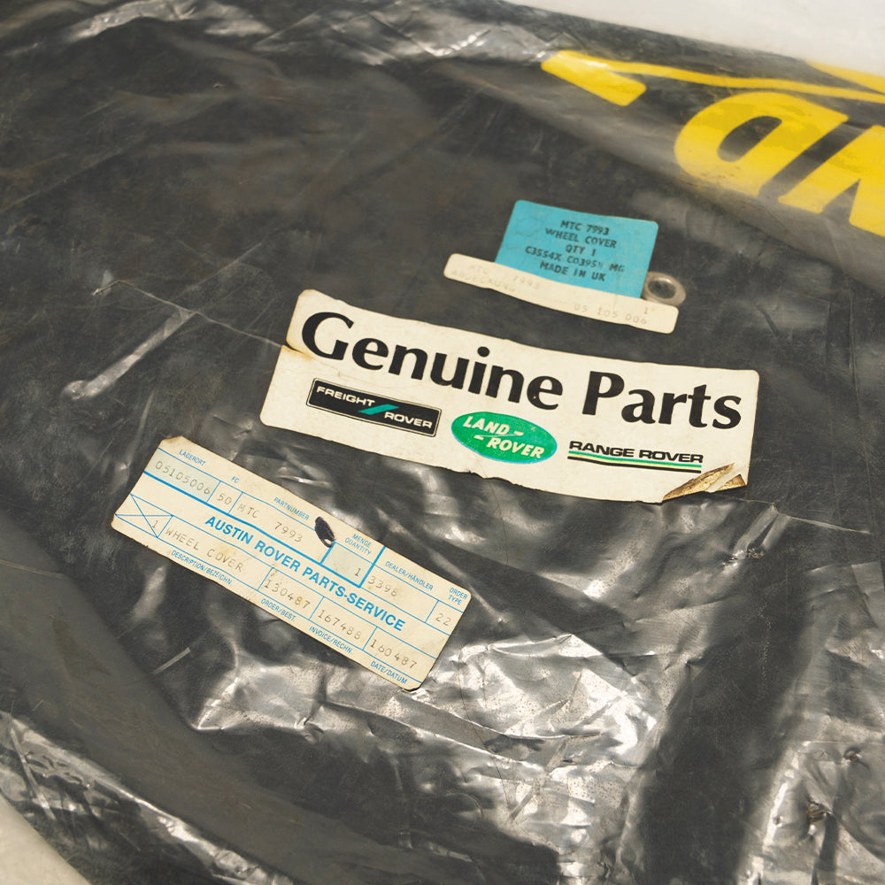 SPARE WHEEL COVER EARLY 90 (205)